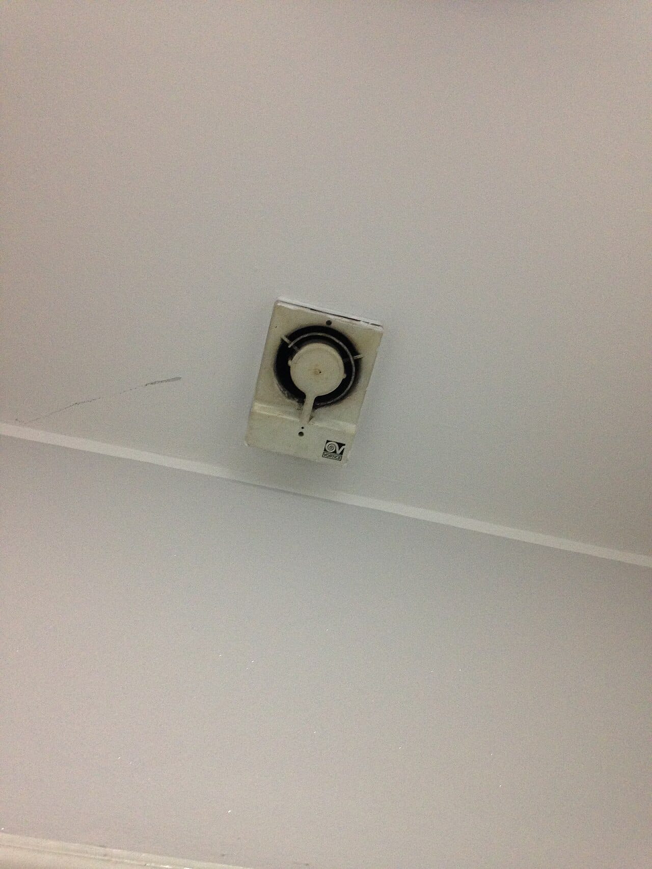 How to Install a Bathroom Extractor Fan in 2026: Building Regs, Sizing and the Spring Mould Fix