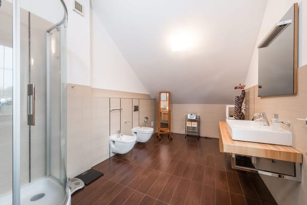 Installing a Bathroom Extractor Fan: A DIY Guide to Stopping Condensation and Mould